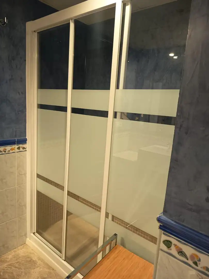 Baño de Ático en venta en Córdoba con Aire acondicionado, Terraza y Trastero