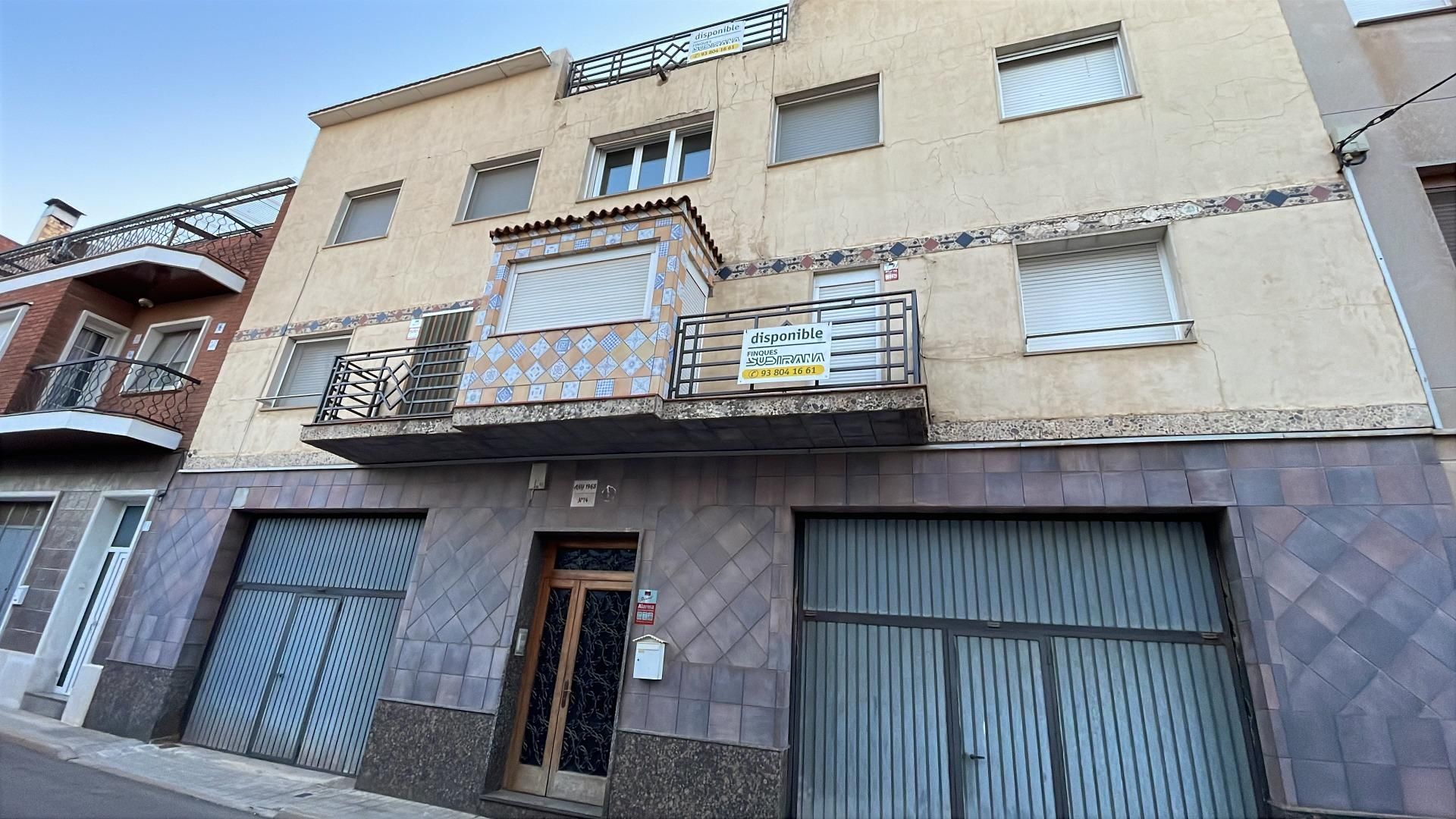 Vista exterior de Casa o xalet en venda en Calaf amb Calefacció, Jardí privat i Terrassa