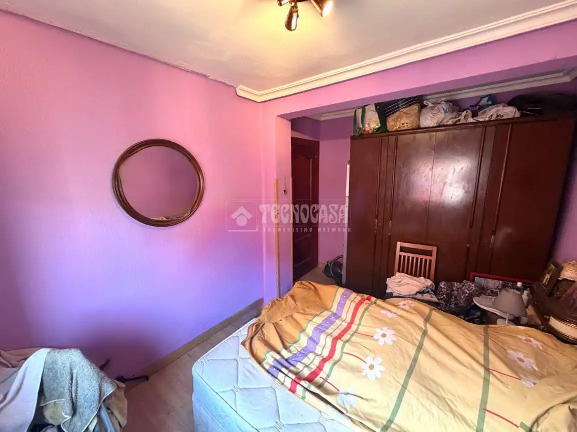 Habitación de Piso en venta en Santander con Calefacción