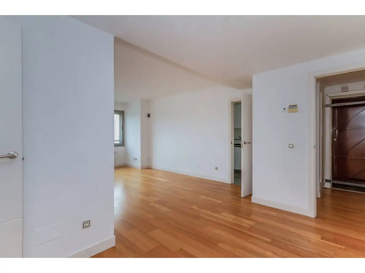 Piso con piscina en venta en Calle Rafael Bergamin, imagen 7