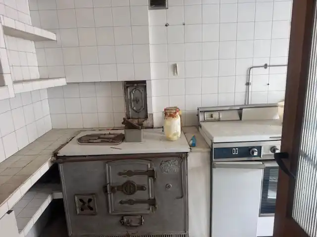 Küche von Einfamilien-Reihenhaus zum Verkauf in Ribadeo