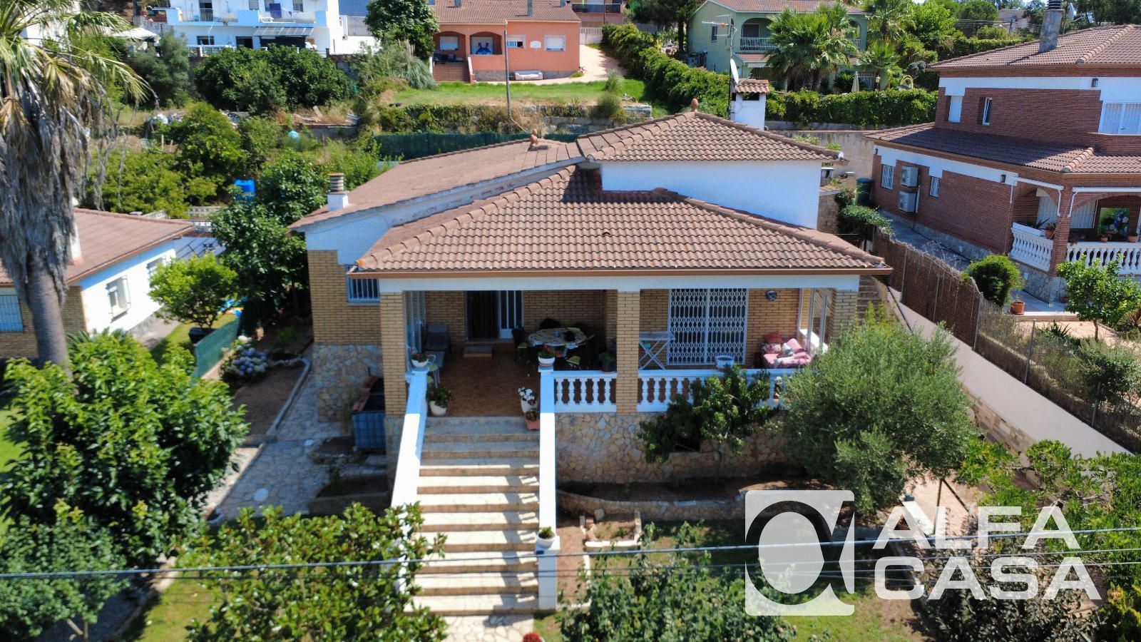 Vista exterior de Casa o xalet en venda en Lloret de Mar amb Calefacció, Terrassa i Traster