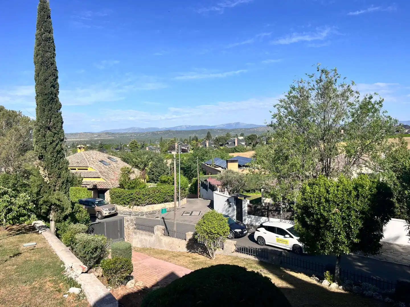 Vista exterior de Casa o chalet en venta en Las Rozas de Madrid con Calefacción, Jardín privado y Terraza
