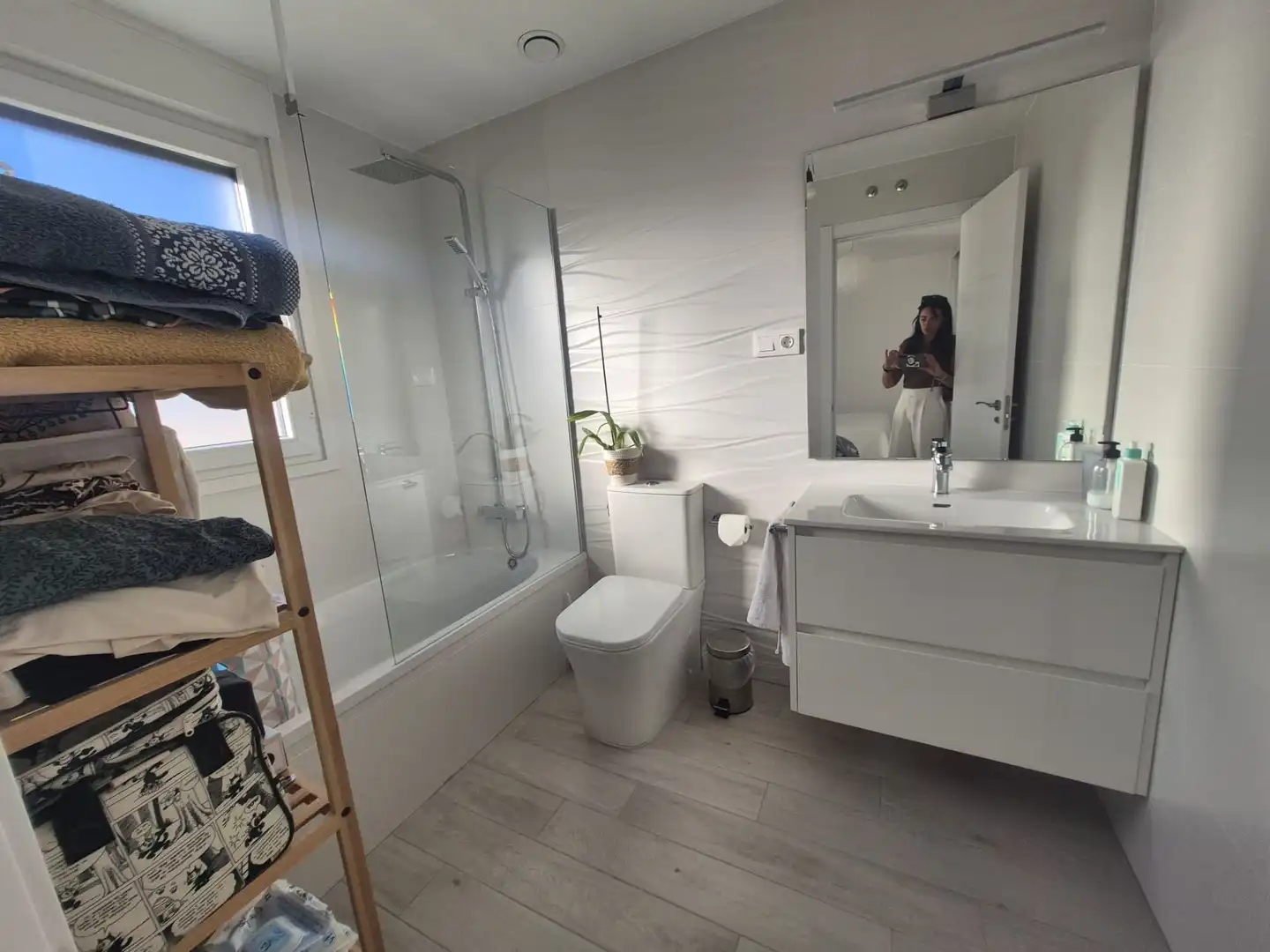 Badezimmer von Wohnung zum Verkauf in Ávila mit Heizung, Terrasse und Abstellraum