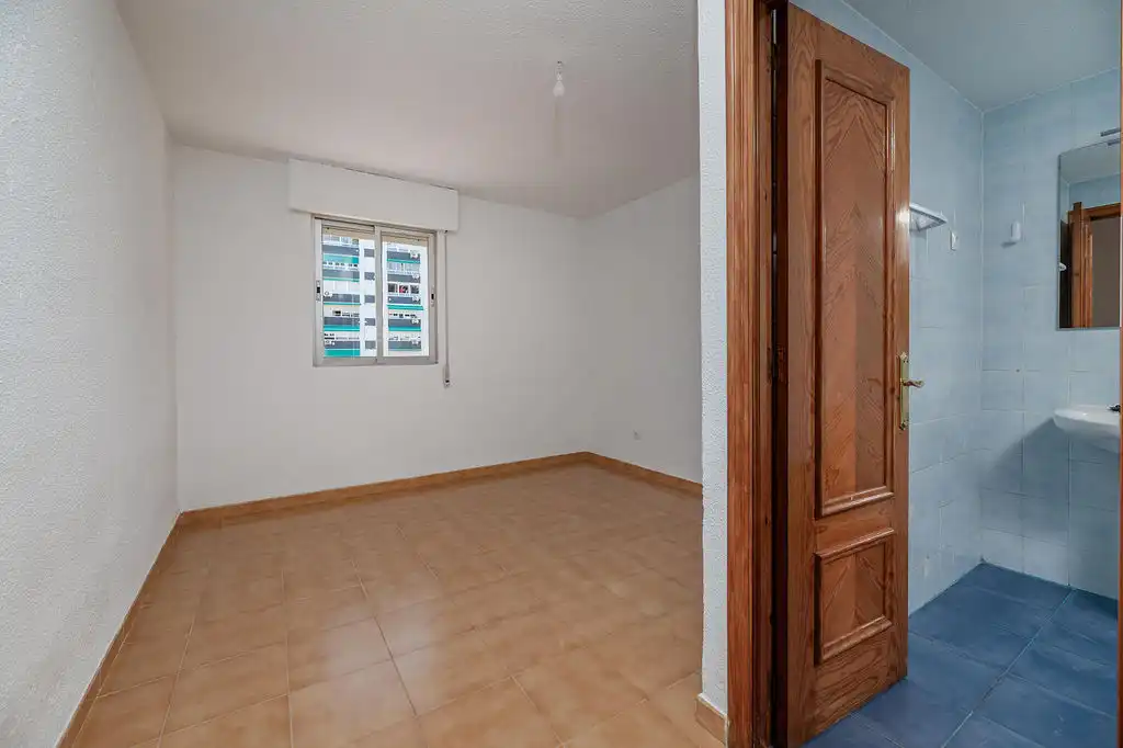 Flat for sale in C/ Argentina , Centro