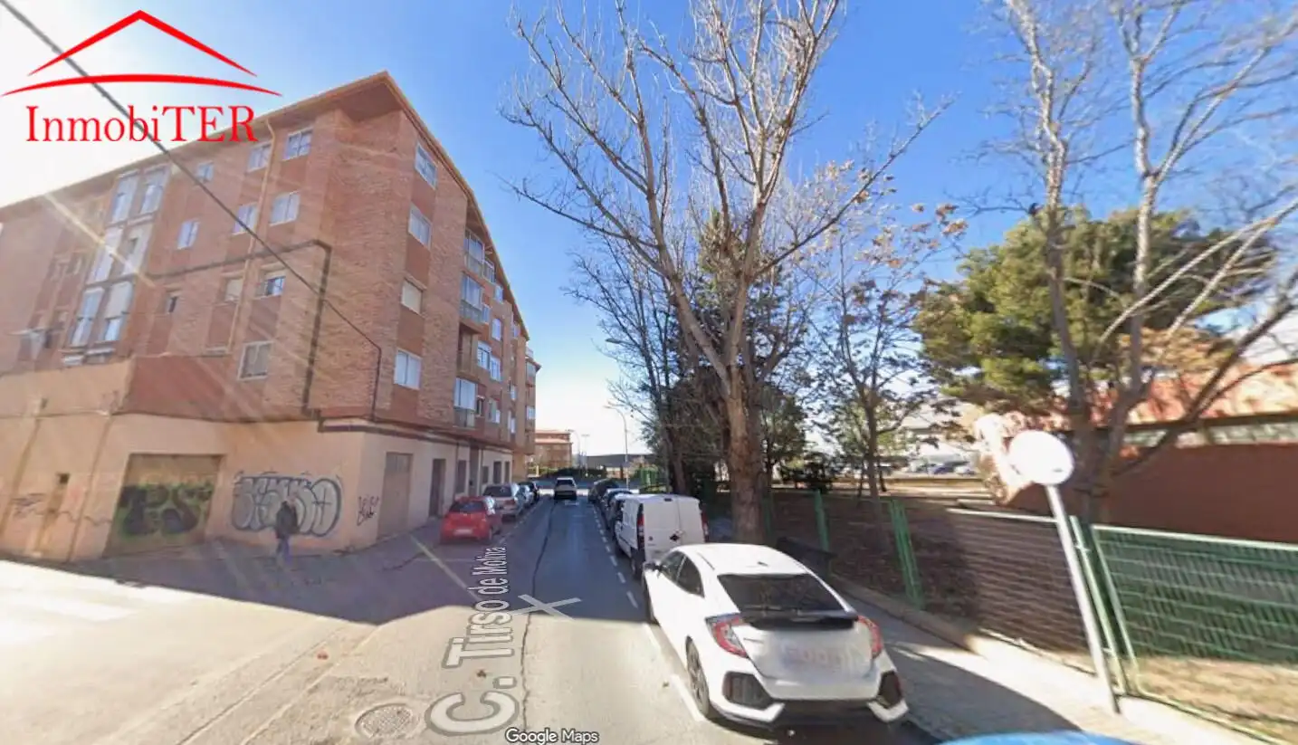 Vista exterior de Garatge en venda en Teruel