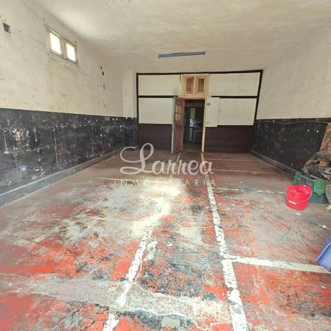 Local comercial en Venta en Amorebieta-Etxano