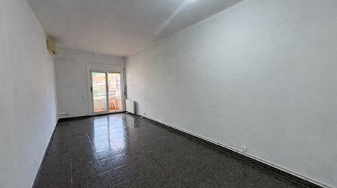 Foto 2 de Piso en venta en Molins de Rei, Barcelona