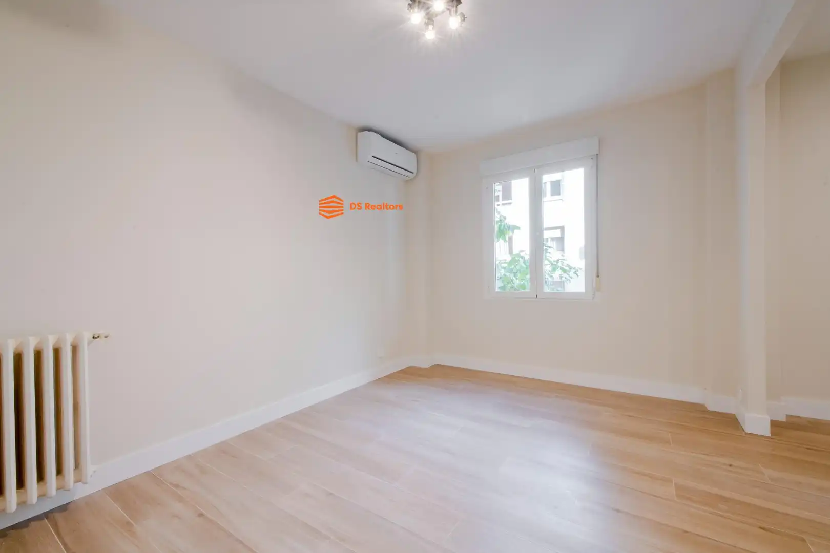 Flat with lift for sale in Avenida BRUSELAS 48, imagen 10