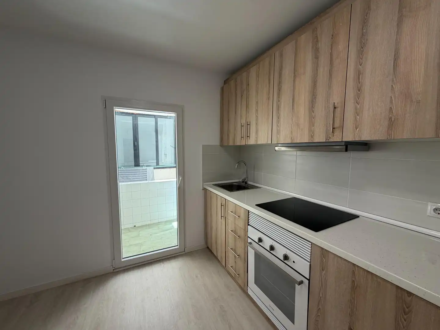 Cocina de Apartamento en venta en Campello Playa