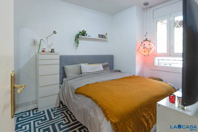 Piso en Venta en El Poble Sec - Parc de Montjuïc