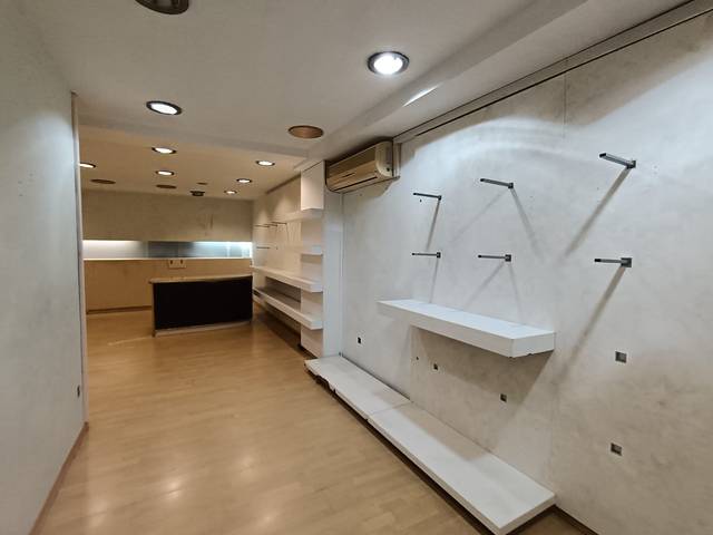 Local comercial en Alquiler en Rúa Castelao en Zona de Plaza de Barcelos