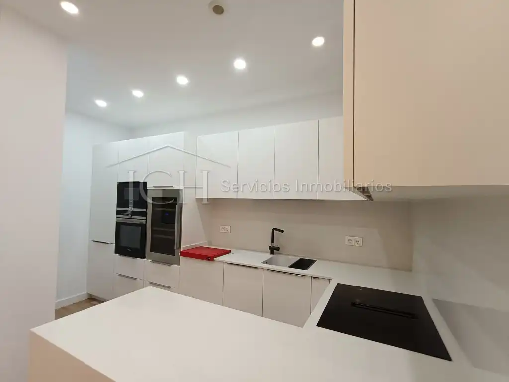 Cocina de Piso en venta en Fuengirola con Piscina, Horno y Lavadora