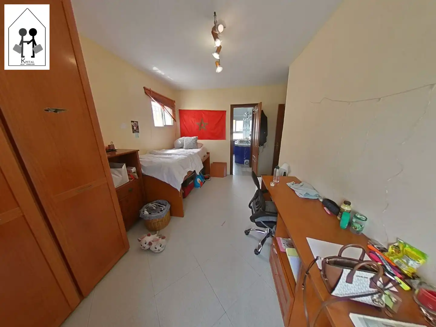 Bedroom of Flat for sale in Sevilla  with Air Conditioner, Heating and Furnished