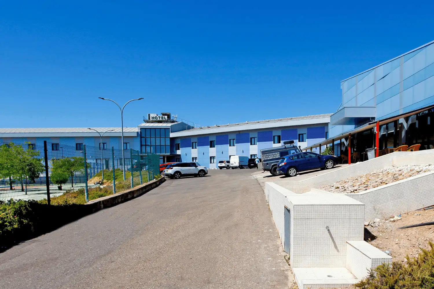 Hotel mit Pool zum Verkauf in Autovía Ruta de la Plata 8, imagen 26