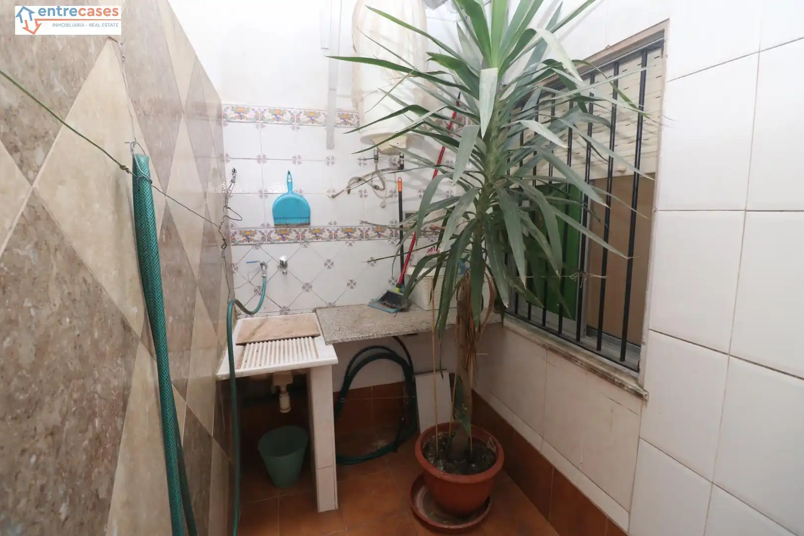 Jardín de Planta baja en venta en Gilet con Amueblado y Balcón