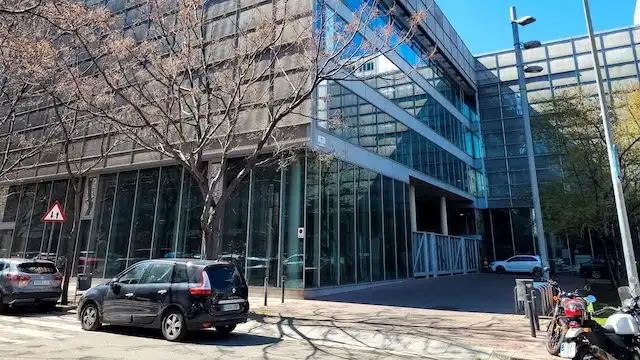Außenansicht von Büro zur Miete in Barcelona mit Klimaanlage, Heizung und Terrasse