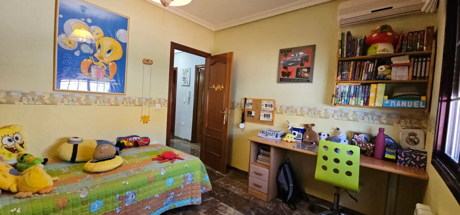 Dormitori de Casa o xalet en venda en Puertollano amb Aire condicionat, Calefacció i Jardí privat