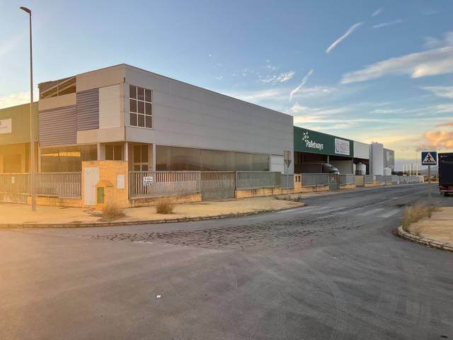 Nave industrial en Alquiler en Zona de la Vega