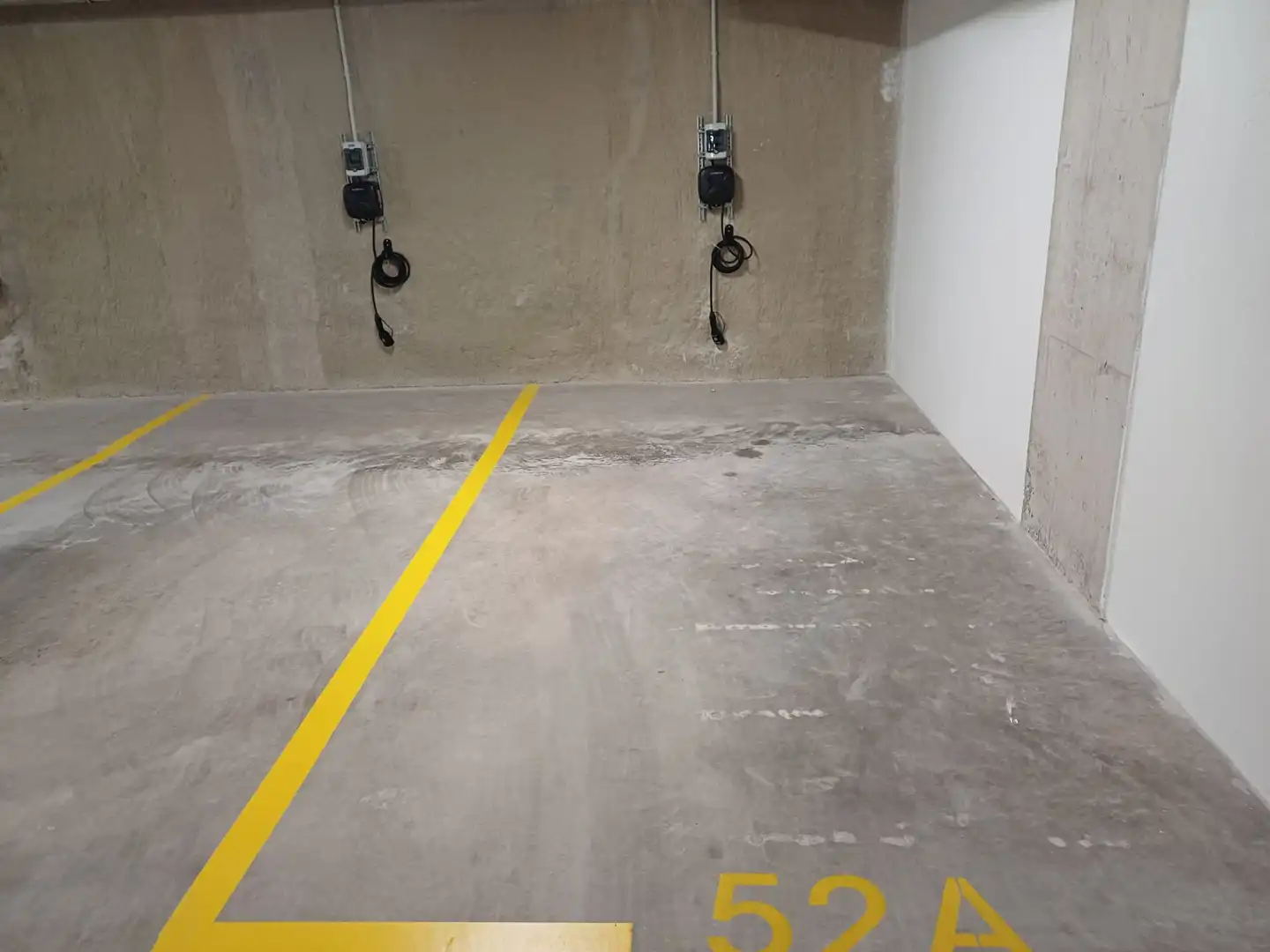 Parking of Flat for rent in Esplugues de Llobregat  with Air Conditioner, Heating and Parquet flooring