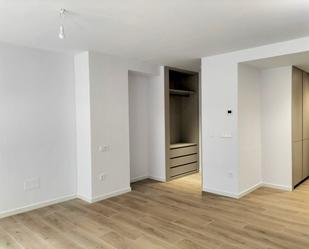 Dormitori de Loft de lloguer en  Madrid Capital amb Aire condicionat