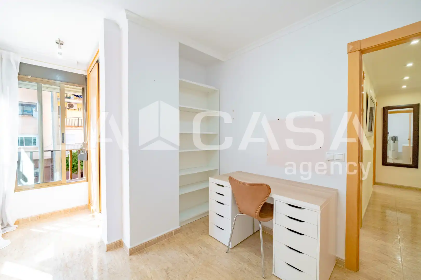Habitación de Piso en venta en Valencia con Balcón
