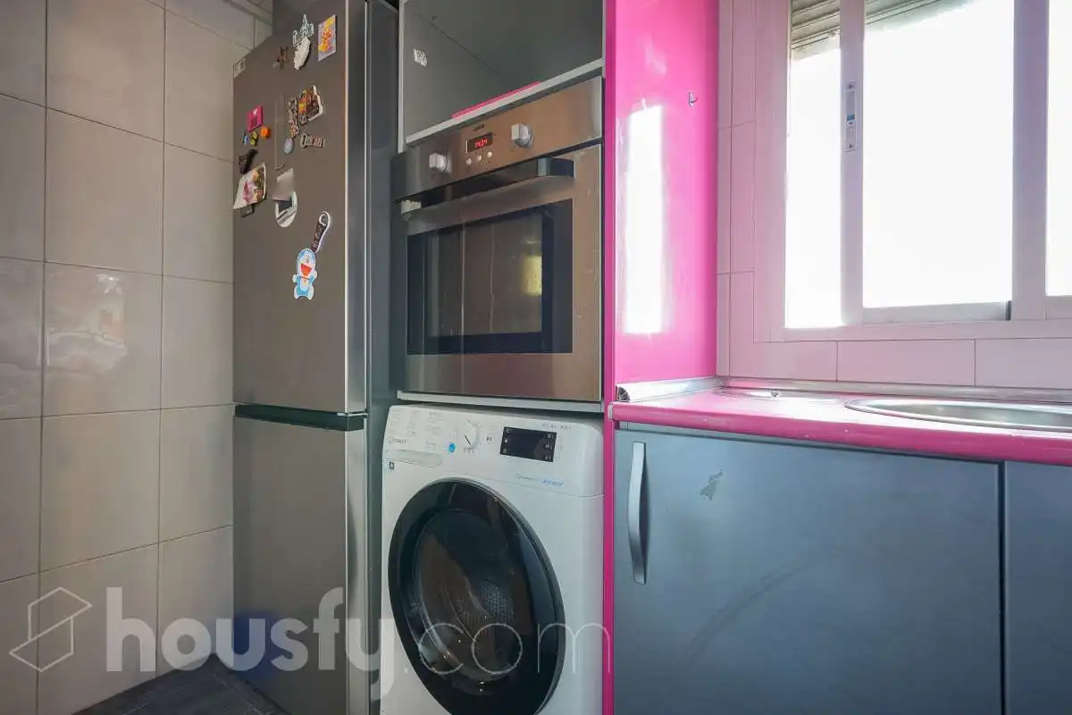 Kitchen of Flat for sale in Madrid  with Air Conditioner, Heating and Storage room