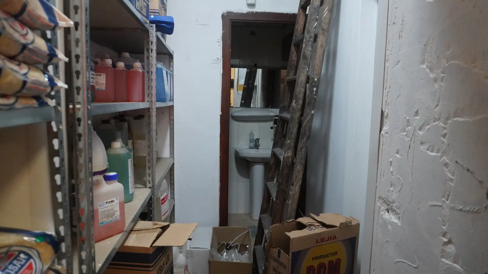 Business premises for sale in Carrer de Santiago Rusiñol 18, imagen 5