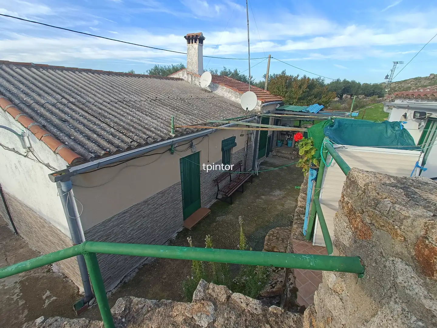 Exterior view of Houses for sale in Valencia de Alcántara  with Terrace, Swimming Pool and Furnished
