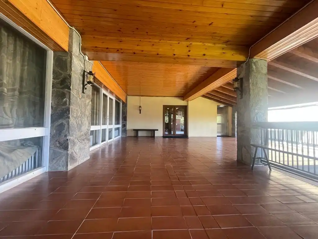 Piso para compartir en Alp con Calefacción y Amueblado