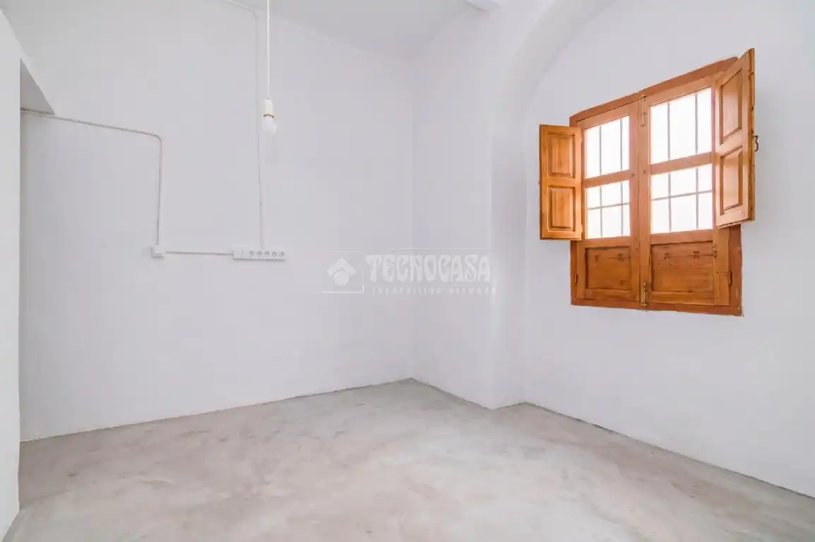 Casa adosada en venta en Loja con Aire acondicionado, Calefacción y Jardín privado