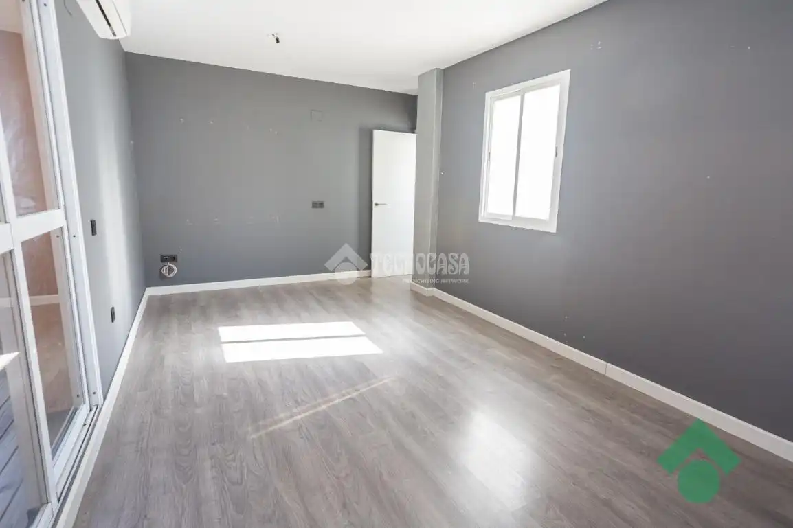 Bedroom of Attic for sale in Algeciras  with Air Conditioner and Terrace