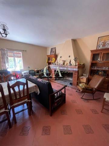 Casa-chalet en Venta en Boliche en Puente Genil