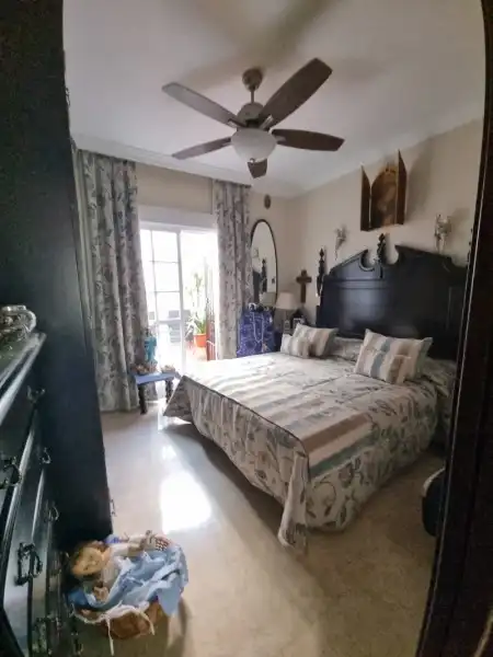 Habitación de Casa o chalet en venta en Lucena