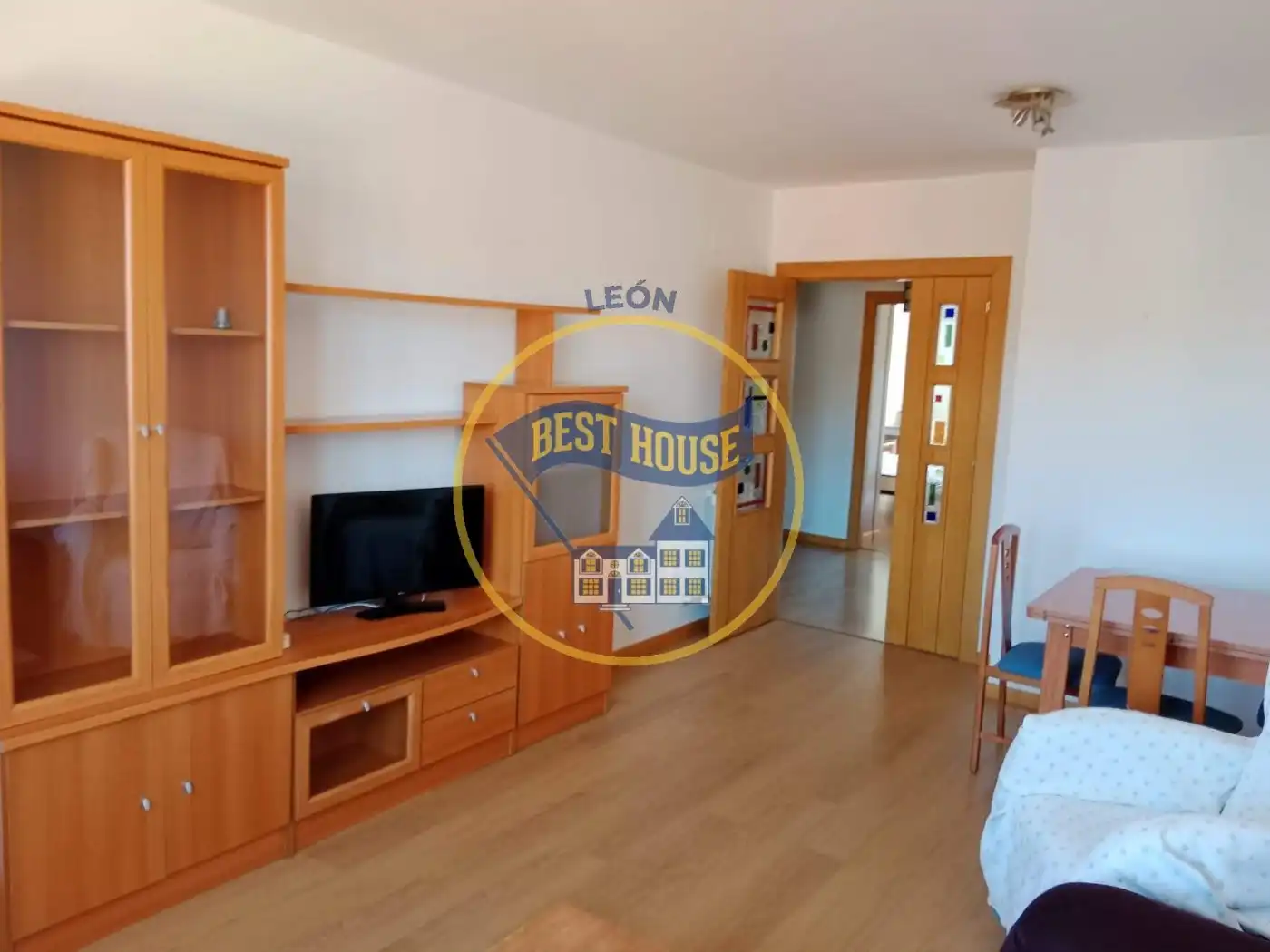 Sala de estar de Apartamento en venta en Villaquilambre con Calefacción, Terraza y Trastero