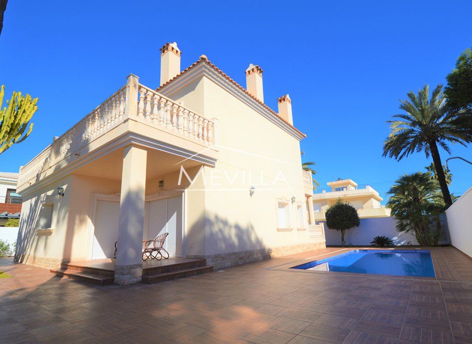 Exterior view of House or chalet for sale in Orihuela  with Air Conditioner and Swimming Pool