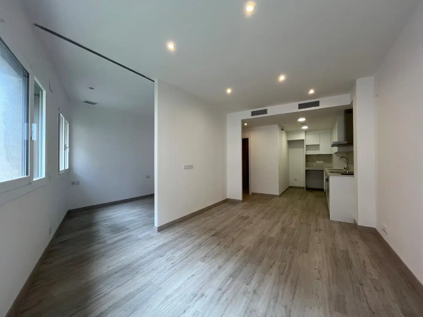 Flat for rent in Sant Boi de Llobregat  with Air Conditioner, Heating and Parquet flooring