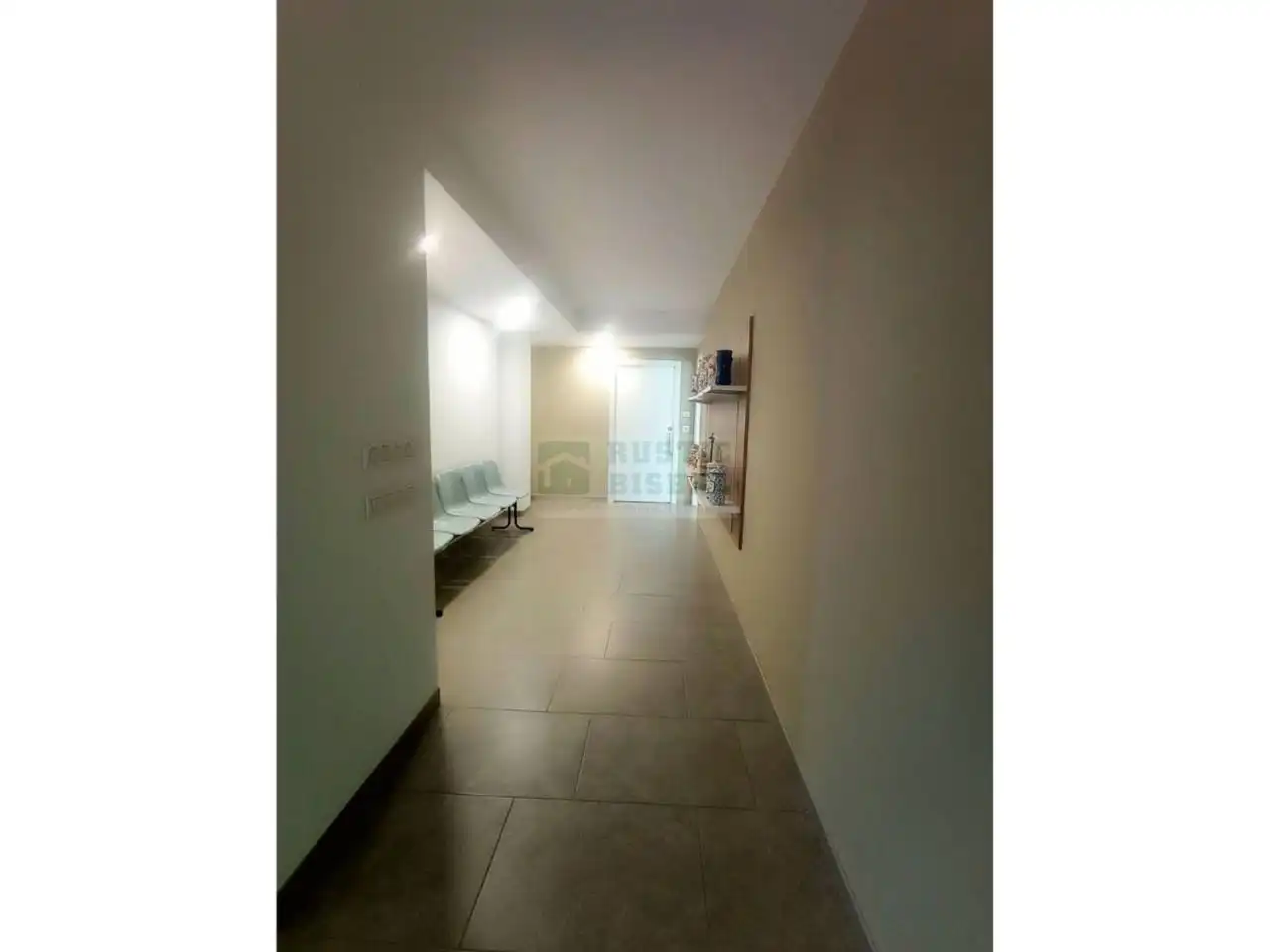 Oficina de lloguer en Forallac amb Aire condicionat i Calefacció