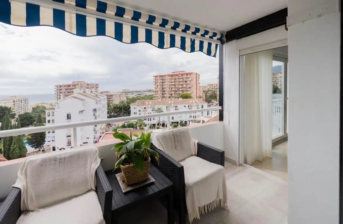 Piso con piscina en venta en Solymar, imagen 2