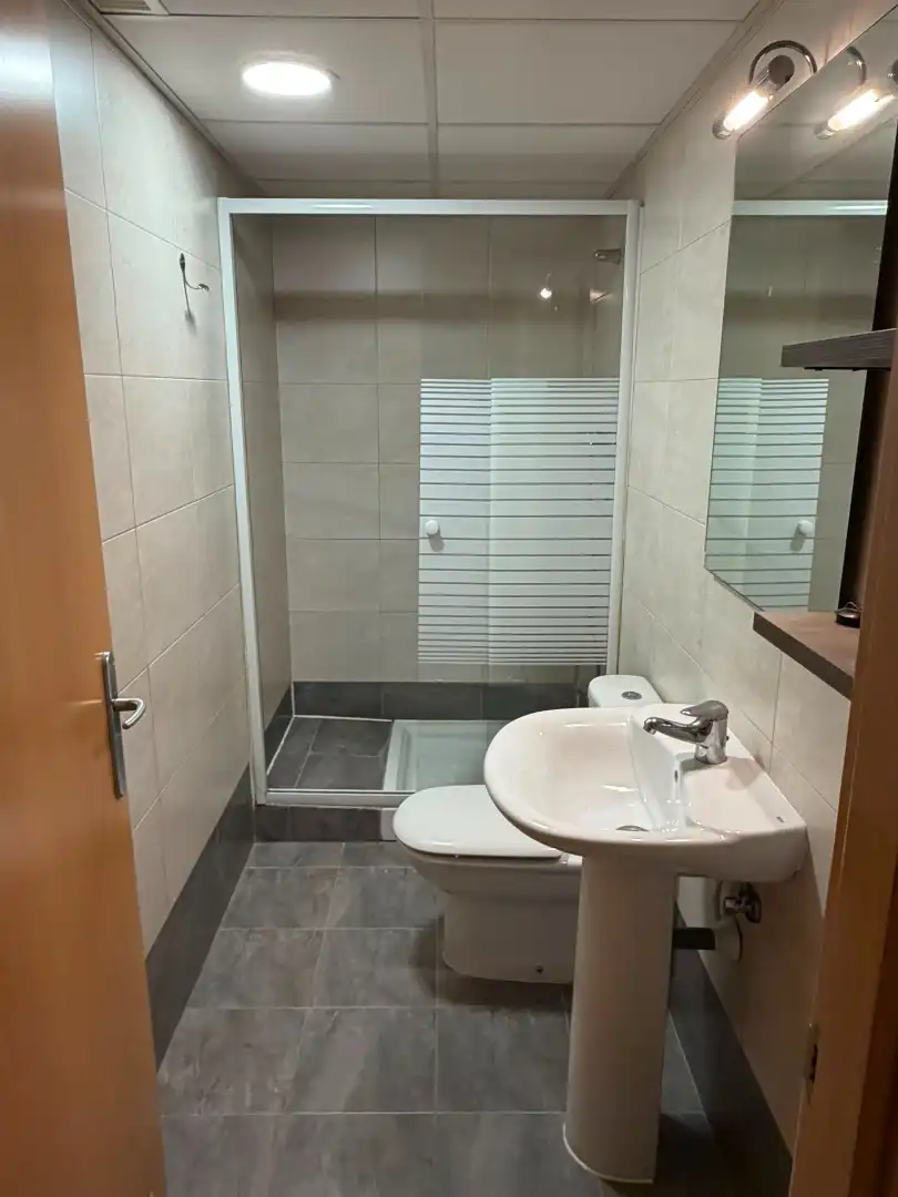 Baño de Piso en venta en Cuarte de Huerva con Aire acondicionado, Calefacción y Parquet
