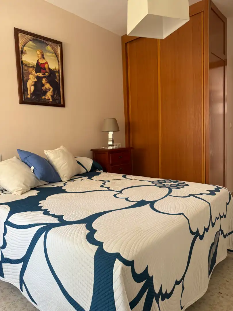 Habitación de Apartamento en venta en Badajoz con Aire acondicionado, Lavadora y Microondas