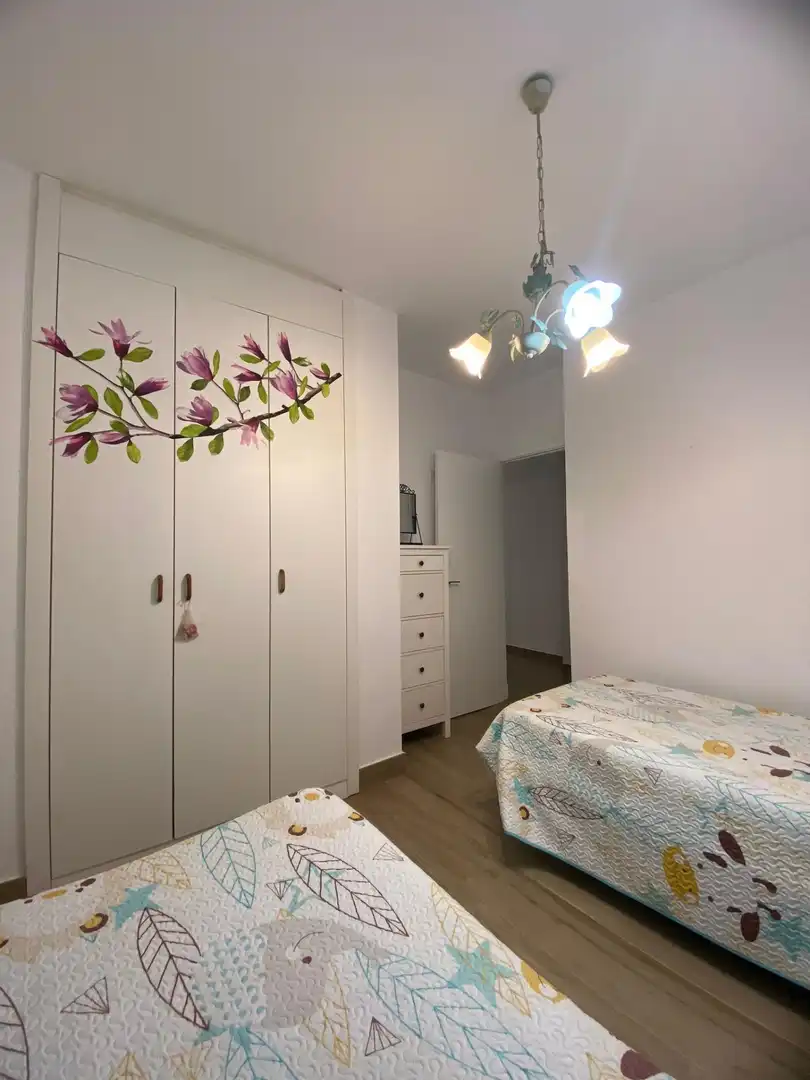 Schlafzimmer von Wohnungen zur Miete in Chiclana de la Frontera mit Privatgarten, Abstellraum und Gemeinschaftspool