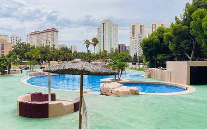 Piscina de Pis en venda en Villajoyosa / La Vila Joiosa amb Aire condicionat