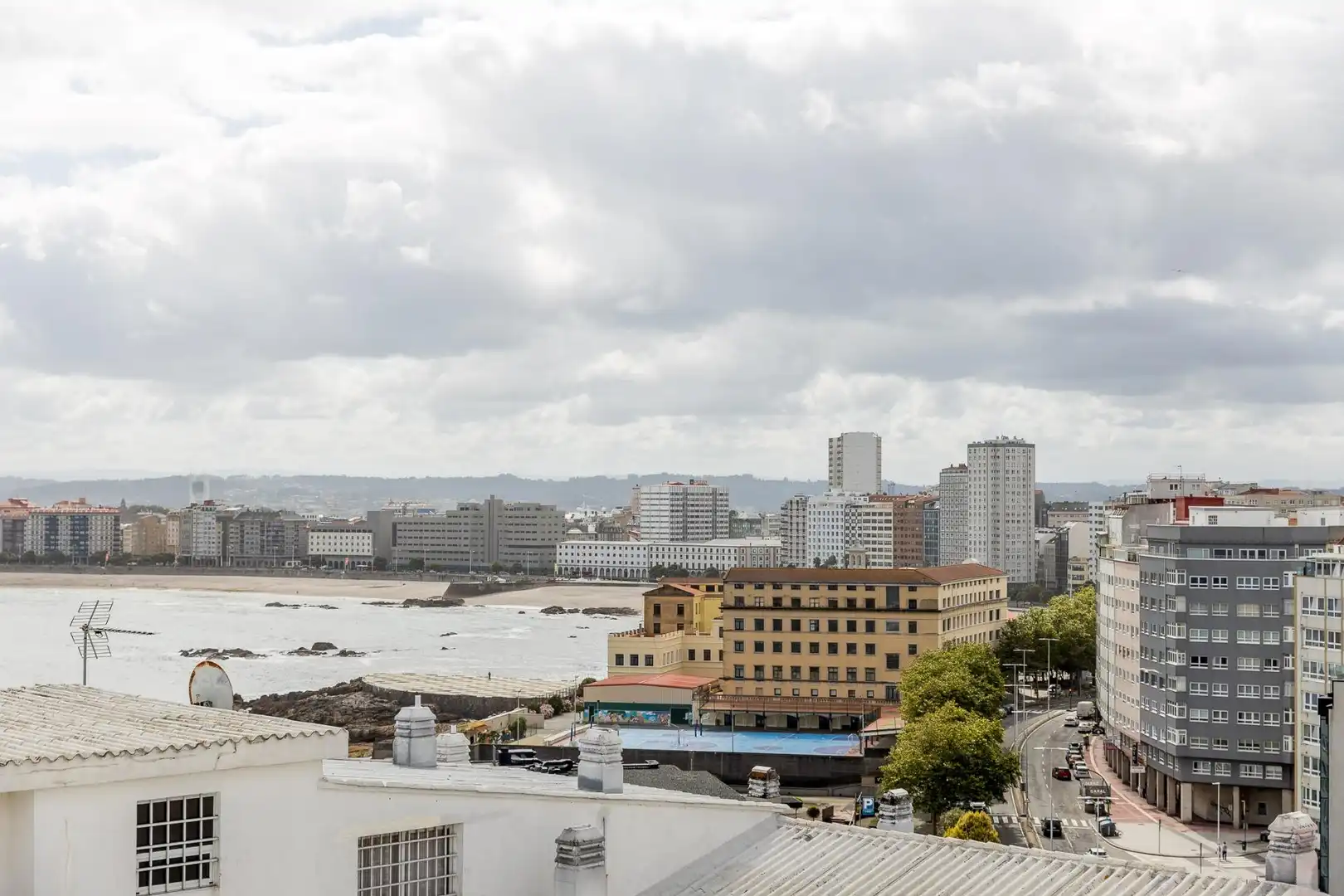 Schlafzimmer von Dachboden zum Verkauf in A Coruña Capital  mit Heizung und Terrasse