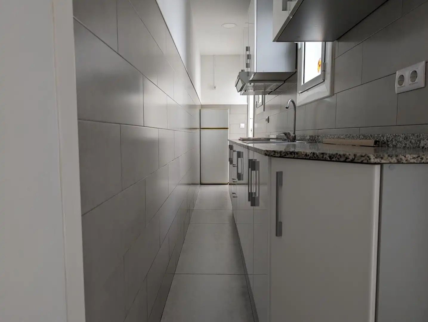 Cuina de Local de lloguer en Barcelona amb Aire condicionat