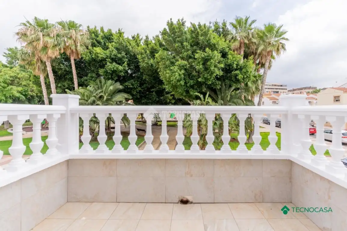 Terraza de Piso en venta en Roquetas de Mar con Aire acondicionado, Terraza y Balcón
