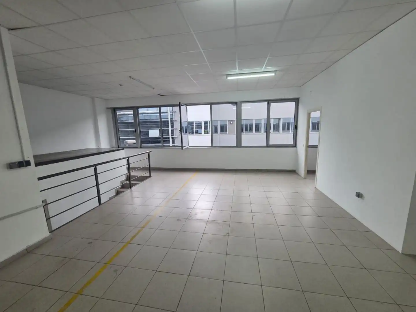 Commercial properties for rent in Gorg - Progrés