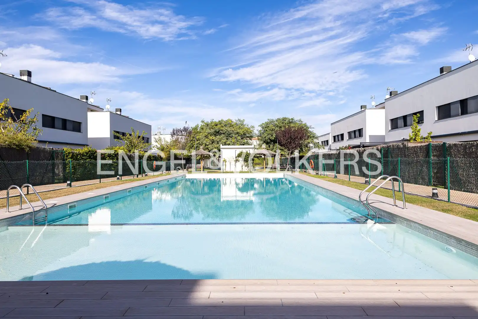 Swimming pool of Detached homes for sale in El Vendrell  with Air Conditioner, Heating and Private garden