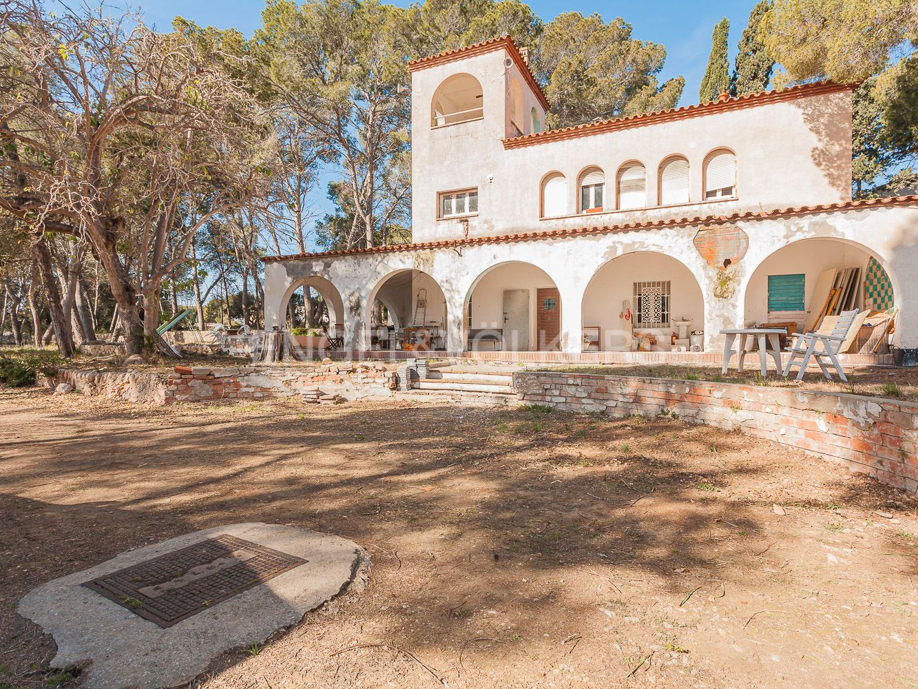 Exterior view of Building for sale in Torredembarra