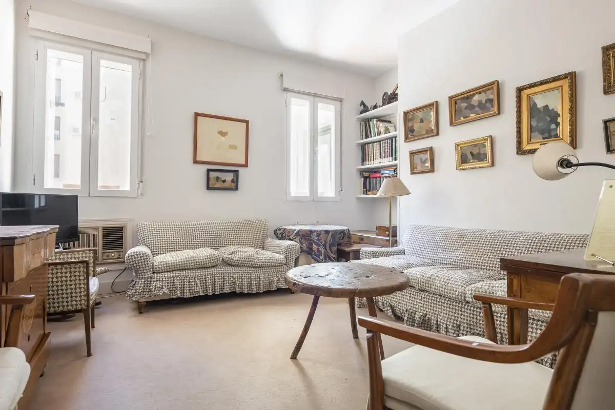 Living room of Flat for sale in Madrid  with Air Conditioner, Heating and Terrace